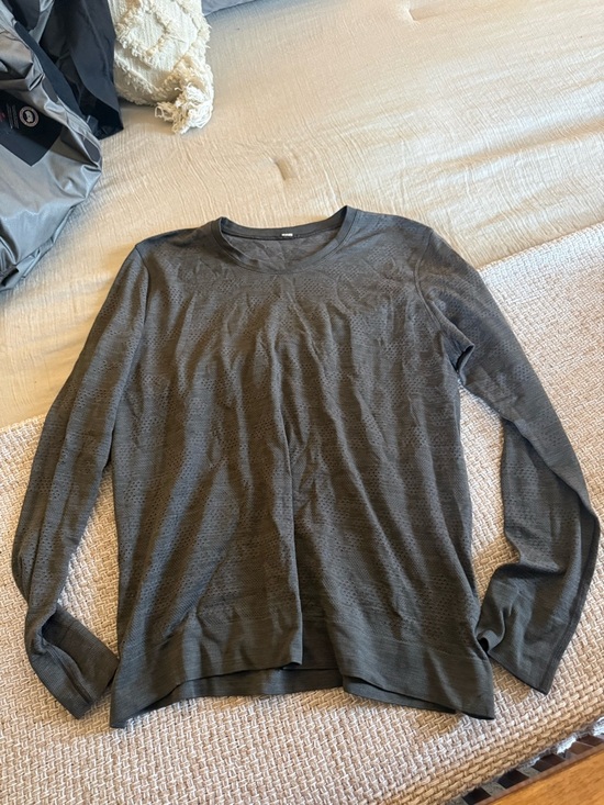 lululemon athletica Tops - Lululemon Lightweight Long Sleeve Knit Top - Charcoal